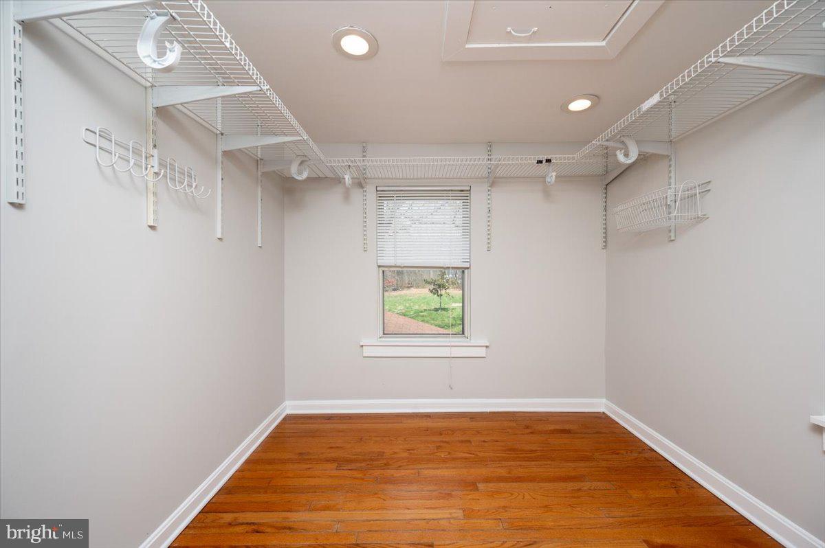 626 Clark Avenue Deale, MD 20751 - Photo 21 of 74 a view of room and window