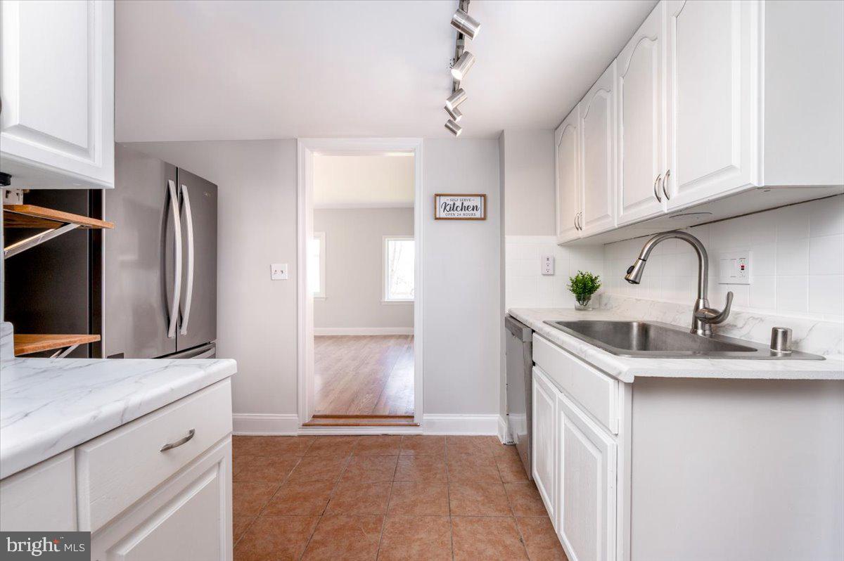 626 Clark Avenue Deale, MD 20751 - Photo 9 of 74