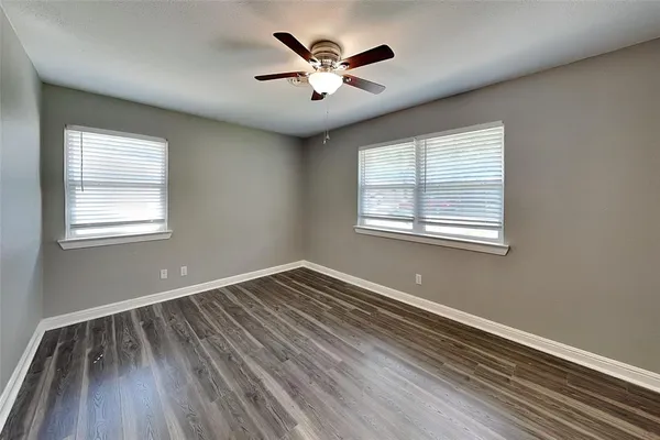 $2,145 | 1318 Greenbriar Street, Denton, TX 76201