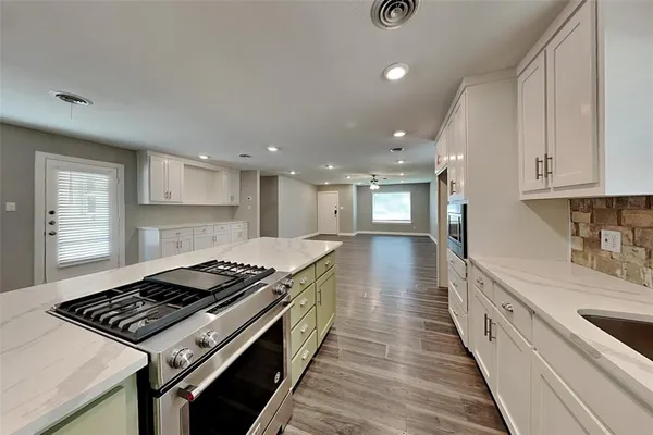 $2,145 | 1318 Greenbriar Street, Denton, TX 76201