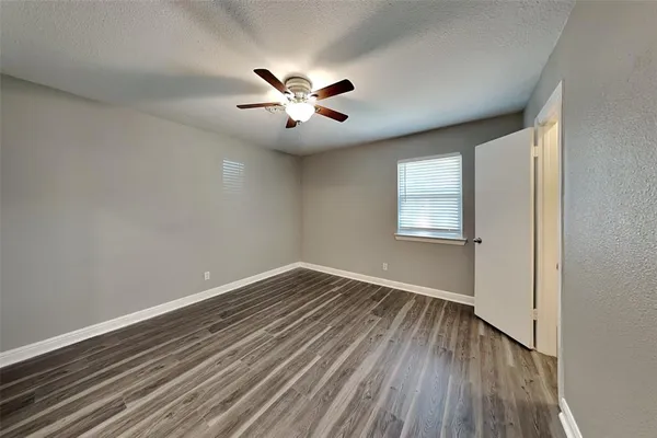 $2,145 | 1318 Greenbriar Street, Denton, TX 76201