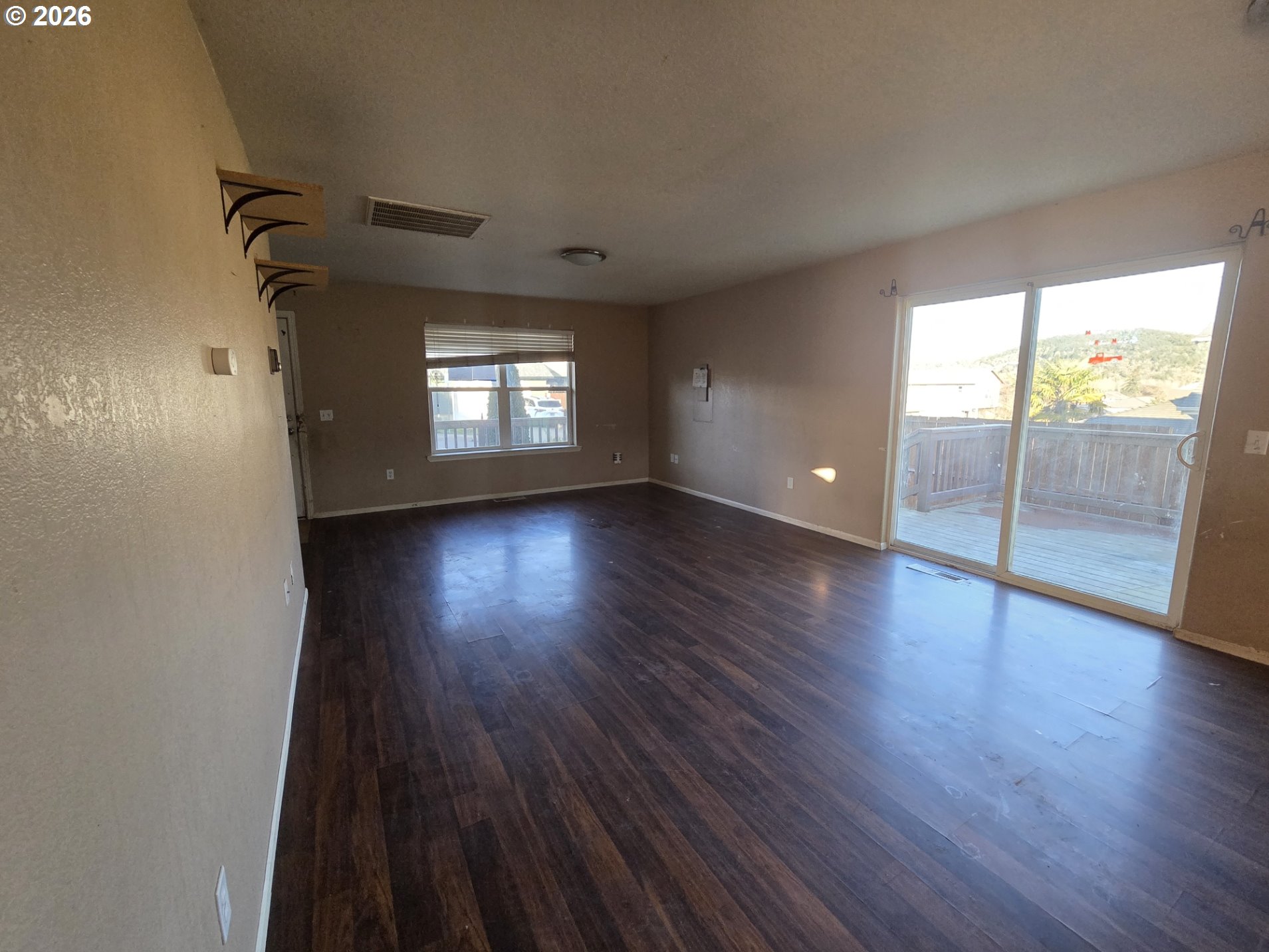 151 Northeast Plum Ridge Drive Winston, OR 97496 - Photo 13 of 27