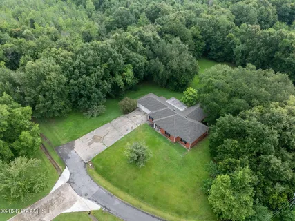 $325,000 | 2518 West Willow Street, Scott, LA 70583