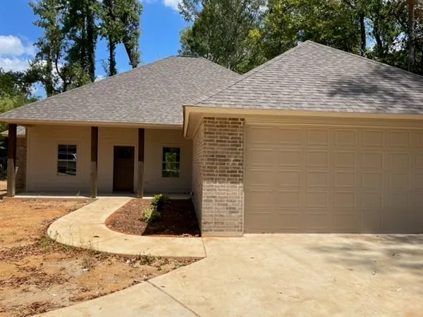 $300,000 | 147 Archie Drive, Colfax, LA 71417