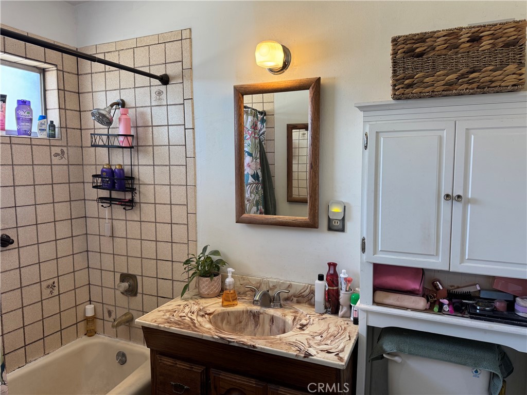 4356 Snowberry Street Riverside, CA 92504 - Photo 17 of 24