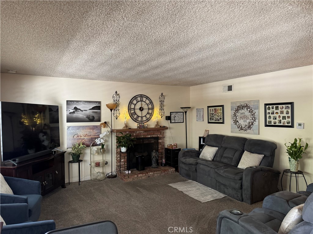 4356 Snowberry Street Riverside, CA 92504 - Photo 9 of 24