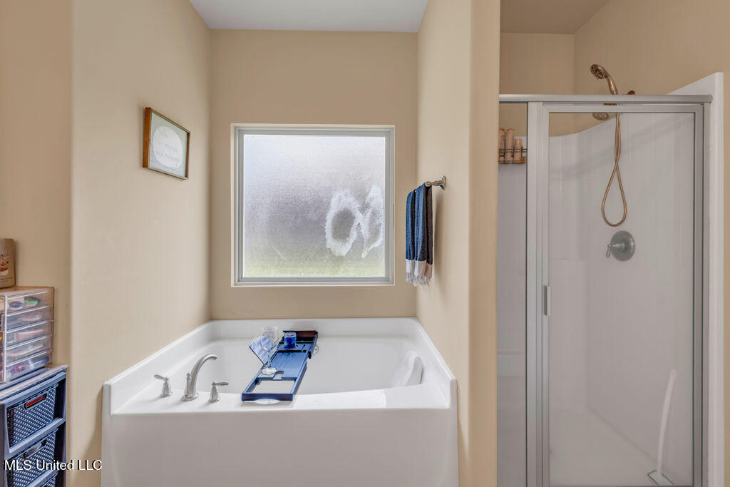 14420 North Swan Road Gulfport, MS 39503 - Photo 25 of 36 14420NSwanRd-24