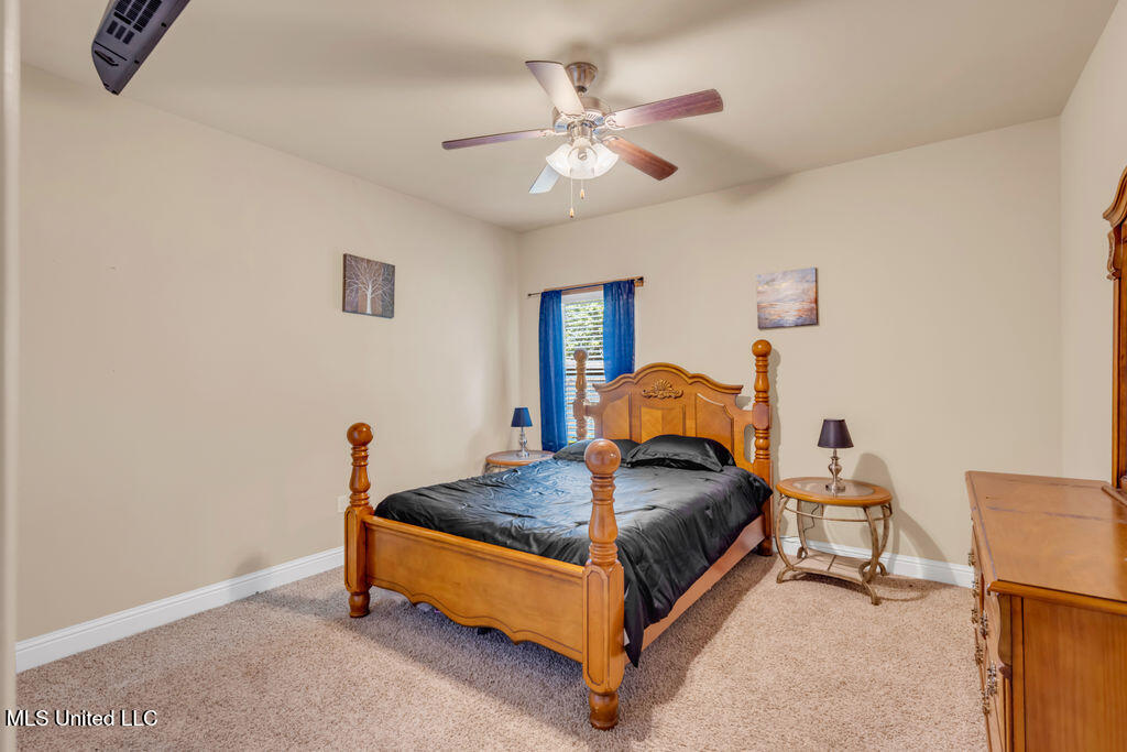 14420 North Swan Road Gulfport, MS 39503 - Photo 27 of 36 14420NSwanRd-25