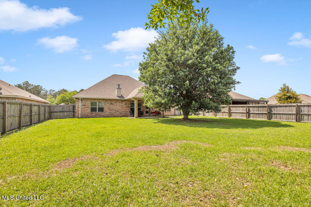 14420 North Swan Road Gulfport, MS 39503 - Photo 32 of 36 14420NSwanRd-33