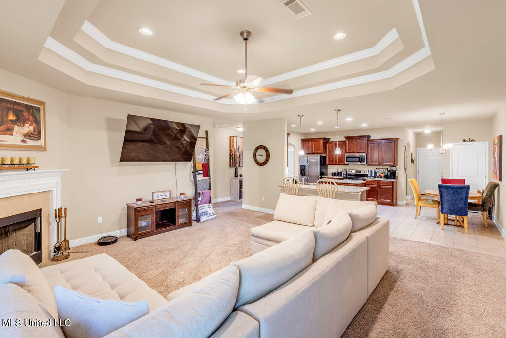 14420 North Swan Road Gulfport, MS 39503 - Photo 9 of 36 14420NSwanRd-13