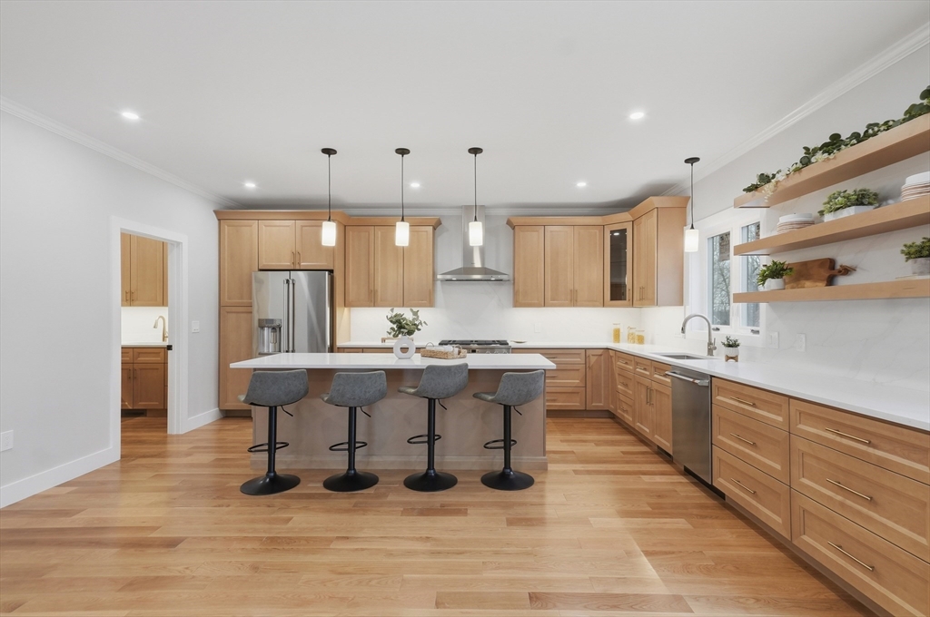 124 Green Street Stoneham, MA 02180 - Photo 14 of 37