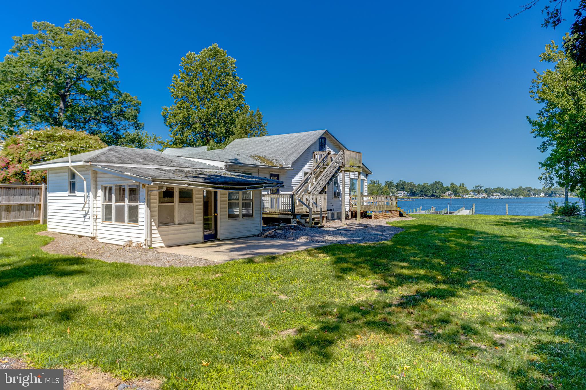 1937 Cape May Road Essex, MD 21221 - Photo 7 of 23 a view of a house with a yard balcony and sitting area