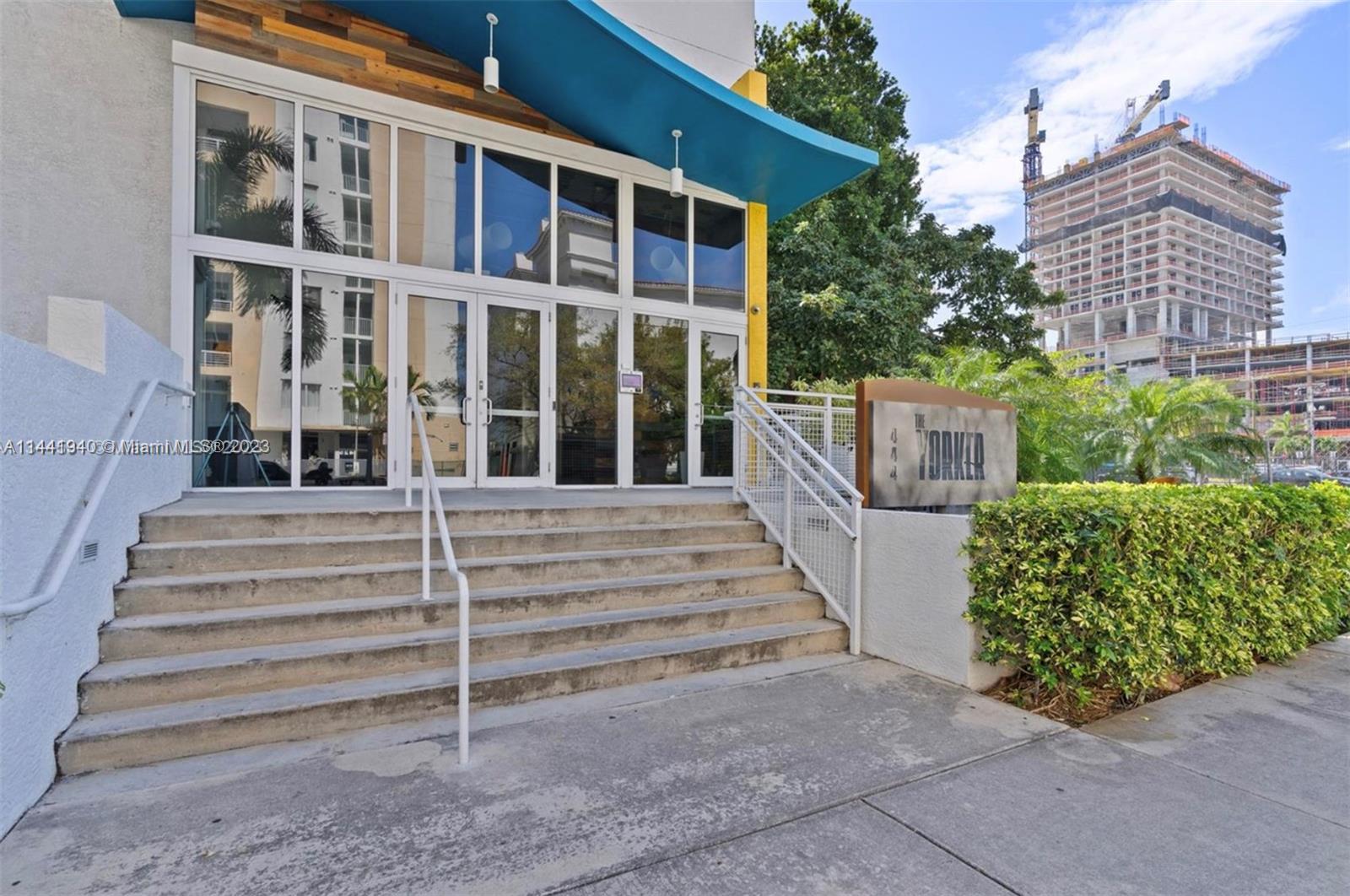 Edgewater Miami, FL 33137 - Photo 13 of 14 a view of a house with a yard