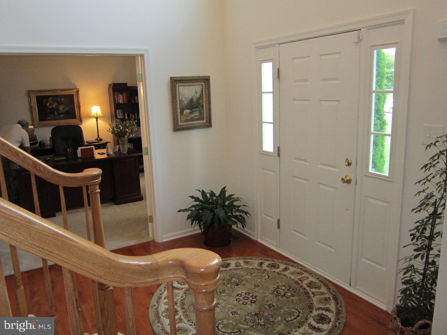 725 Farmhouse Road Mickleton, NJ 08056 - Photo 2 of 25