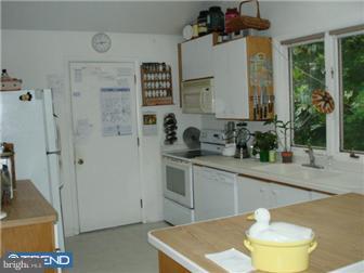 35 Ringfield Road Chadds Ford, PA 19317 - Photo 3 of 11 Kitchen