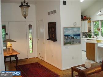 35 Ringfield Road Chadds Ford, PA 19317 - Photo 9 of 11 Foyer