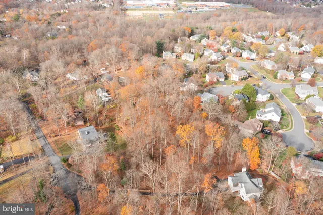 $590,000 | Lake Drive, Sterling, VA 20164