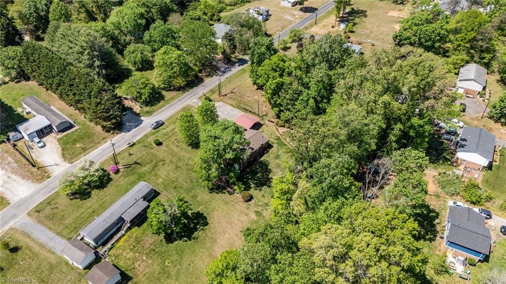 1195 Old VFW Road Pinnacle, NC 27043 - Photo 32 of 41