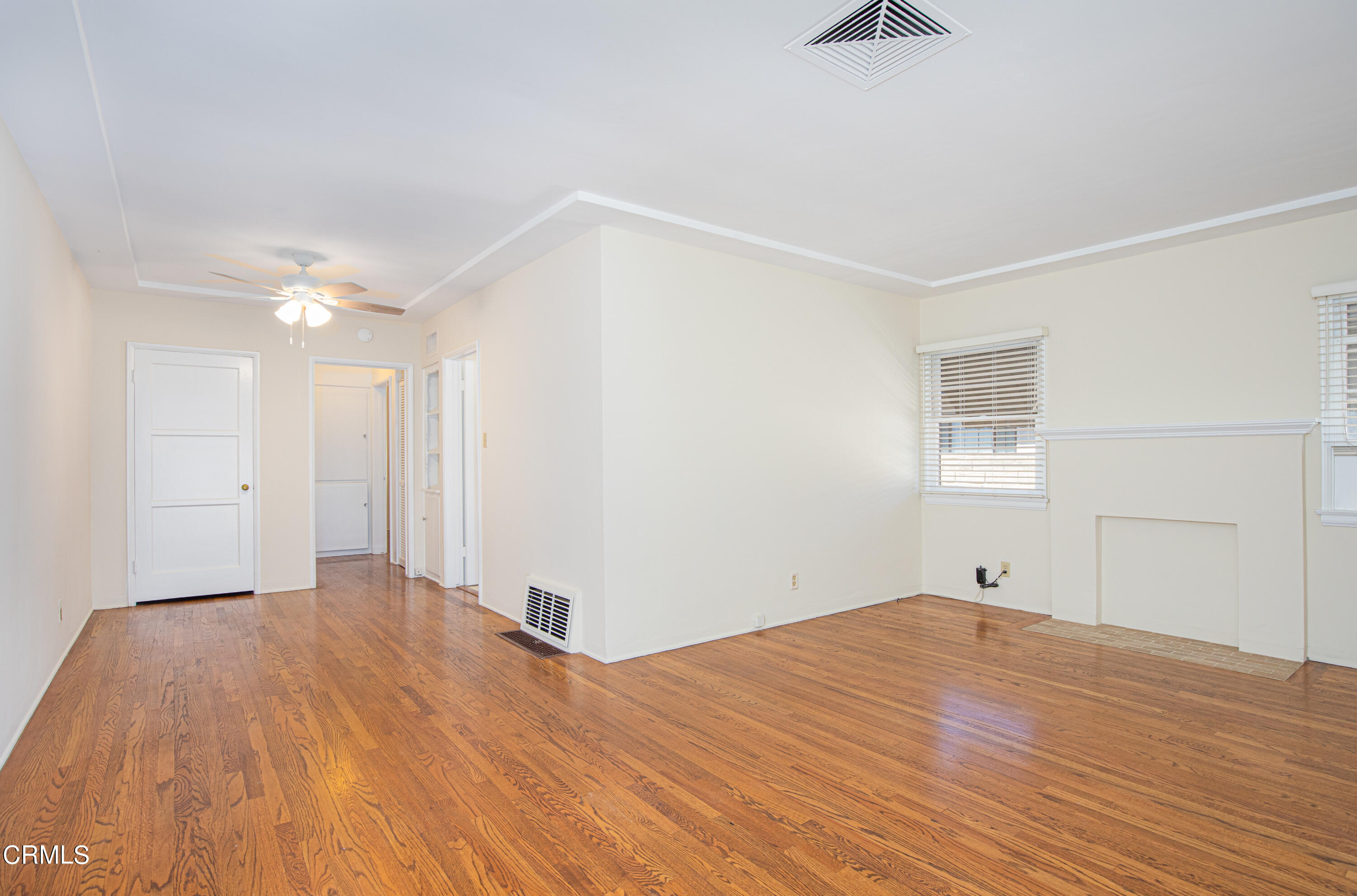1562 Riverside Drive Glendale, CA 91201 - Photo 3 of 12 a view of empty room with wooden floor