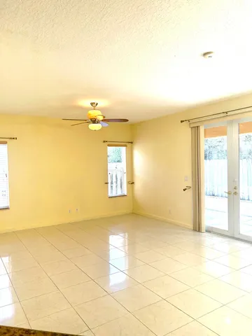 $3,000 | 2017 Prairie Key Road, Palm Springs, FL 33406