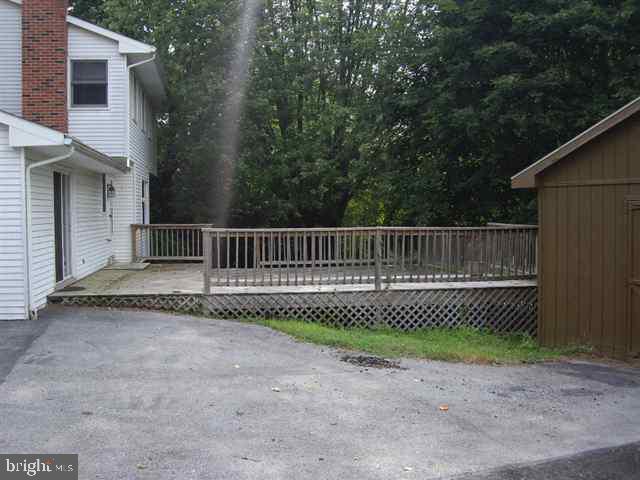 4312 Snavely Road Elizabethtown, PA 17022 - Photo 11 of 12 Gallery Image 11