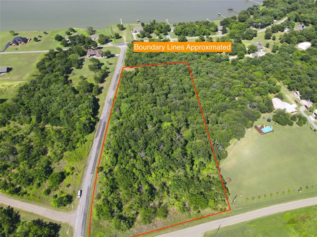 47-79 Bluffview Estates Road Corsicana, TX 75109 - Photo 3 of 20 a view of a lake