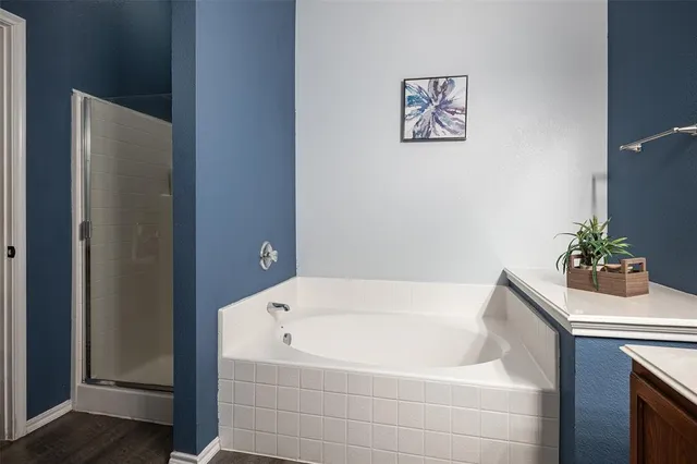 $2,495 | 409 Dempster Court, Oak Point, TX 75068