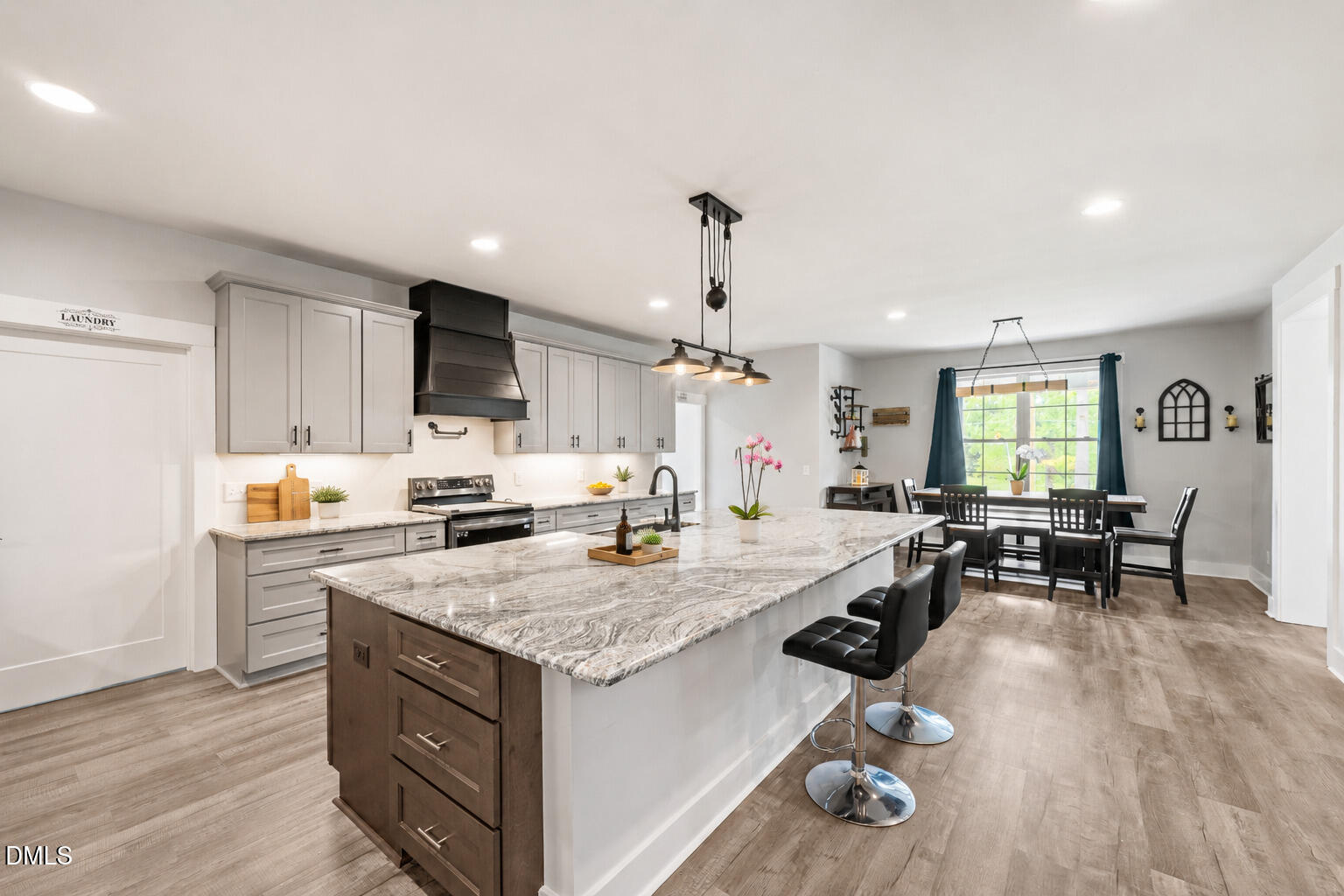 2560 John Lewis Road Burlington, NC 27217 - Photo 10 of 44 stainless-steel-appliances-custom-home-b