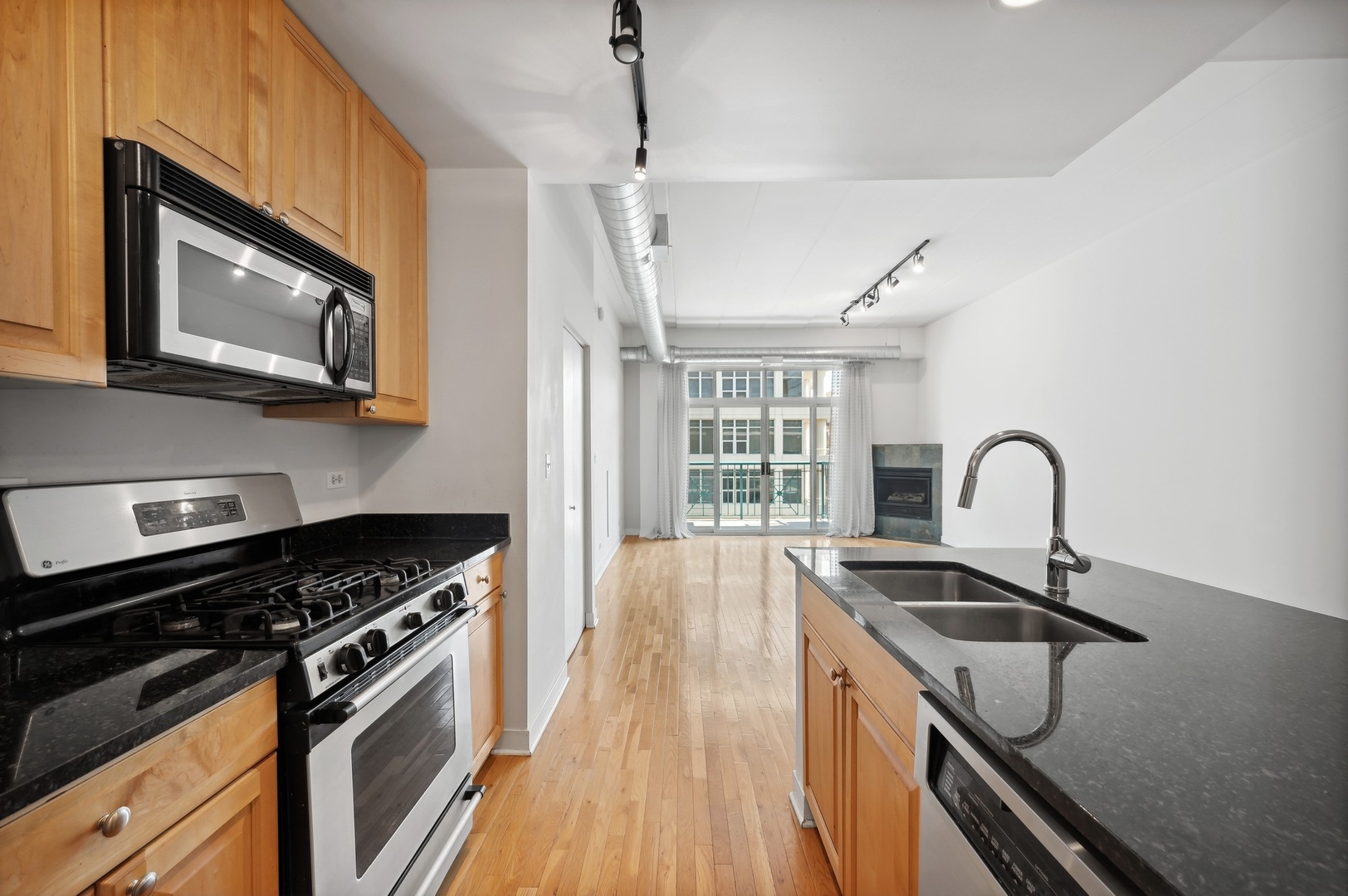 920 West Madison Street, Unit 6C Chicago, IL 60607 - Photo 5 of 14