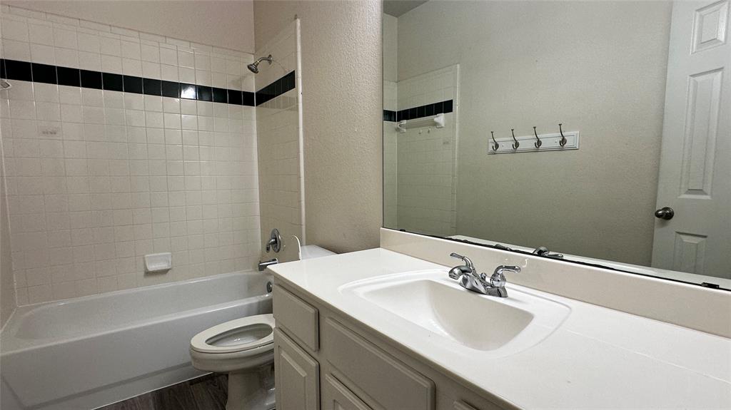 8905 Edinburgh Lane Rowlett, TX 75089 - Photo 19 of 33