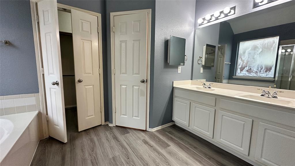 8905 Edinburgh Lane Rowlett, TX 75089 - Photo 27 of 33