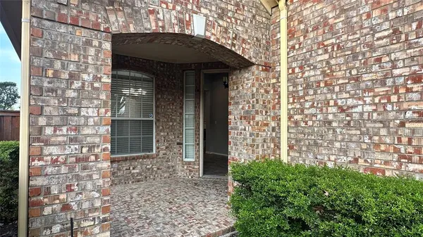 $2,500 | 8905 Edinburgh Lane, Rowlett, TX 75089