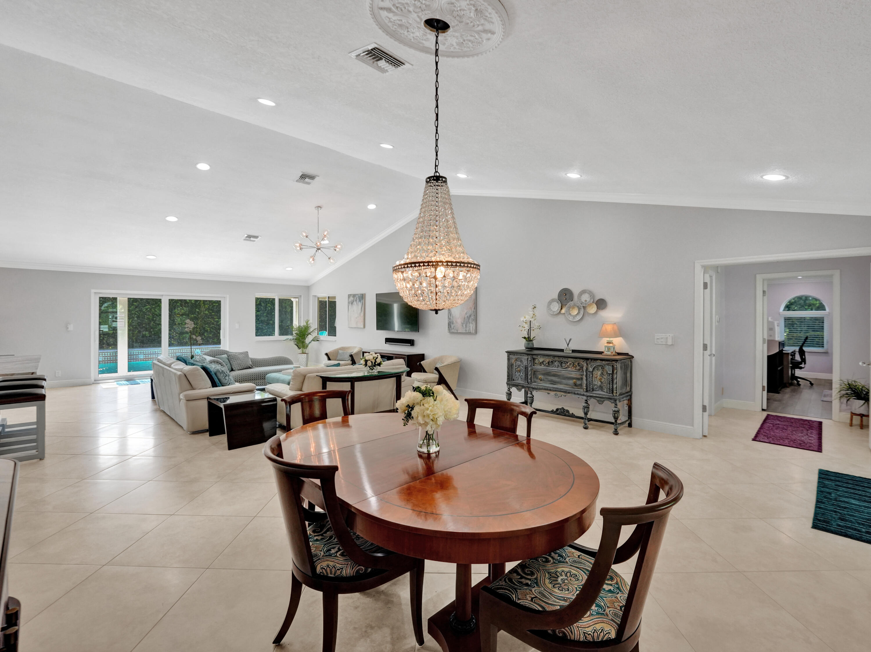 2921 Northwest 26th Avenue Boca Raton, FL 33434 - Photo 9 of 30 Living 1