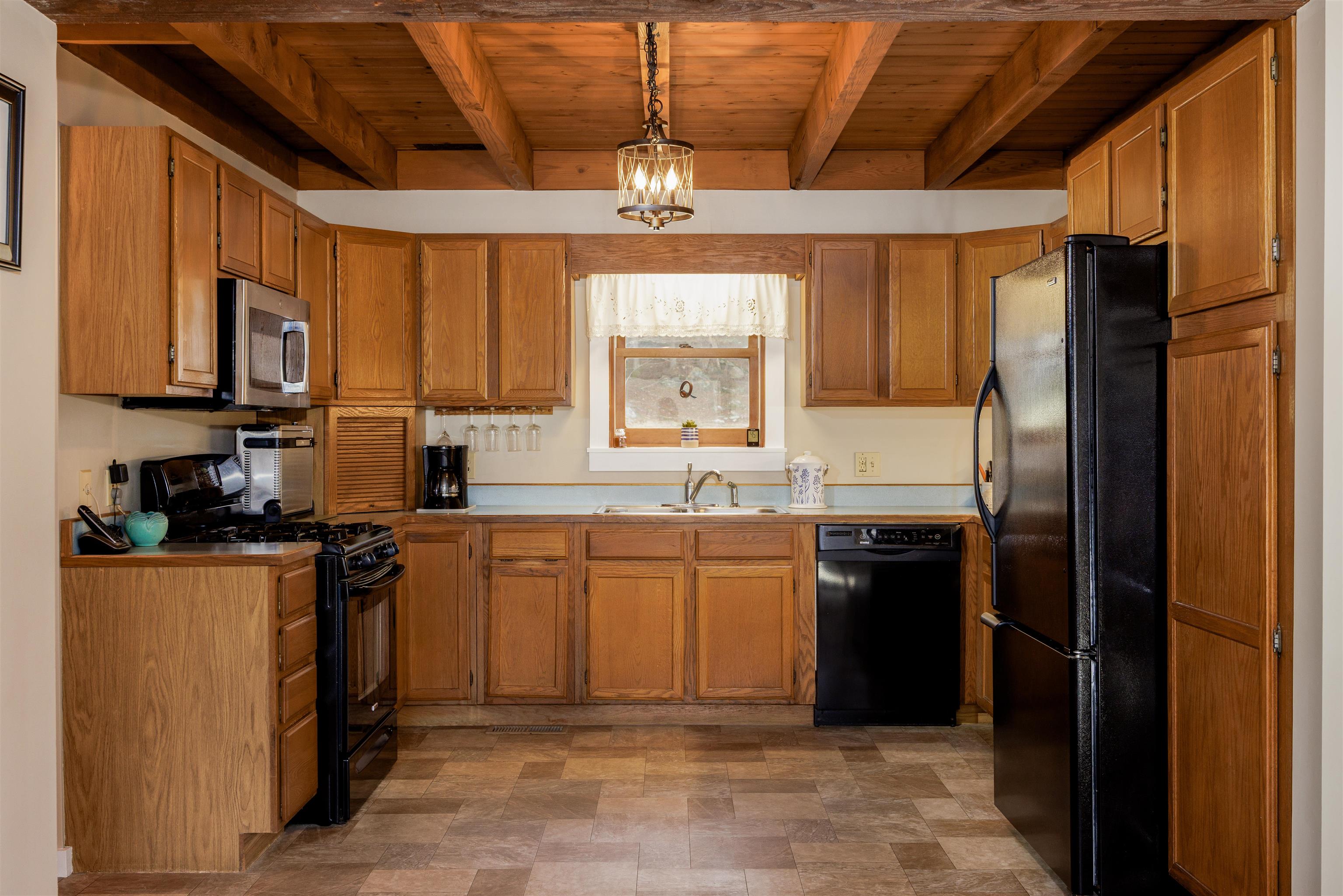 212 West Fairlee Road Fairlee, VT 05045 - Photo 6 of 46