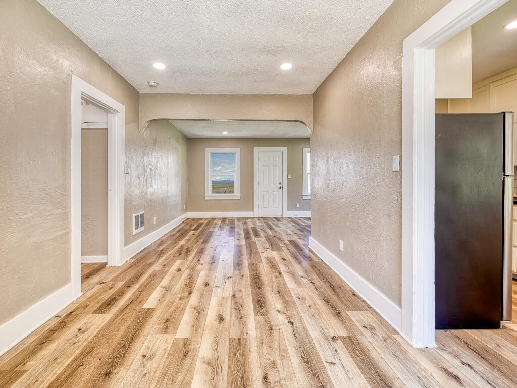 8841 Shady Pine Road Klamath Falls, OR 97601 - Photo 10 of 33 Dining room