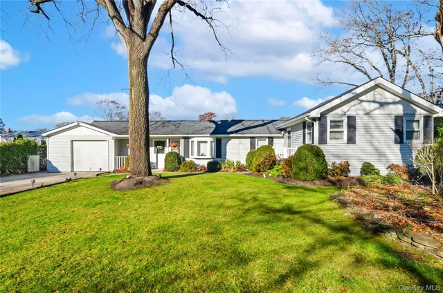 $599,000 | 25 45th Street, Islip, NY 11751