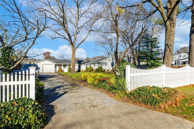 $599,000 | 25 45th Street, Islip, NY 11751