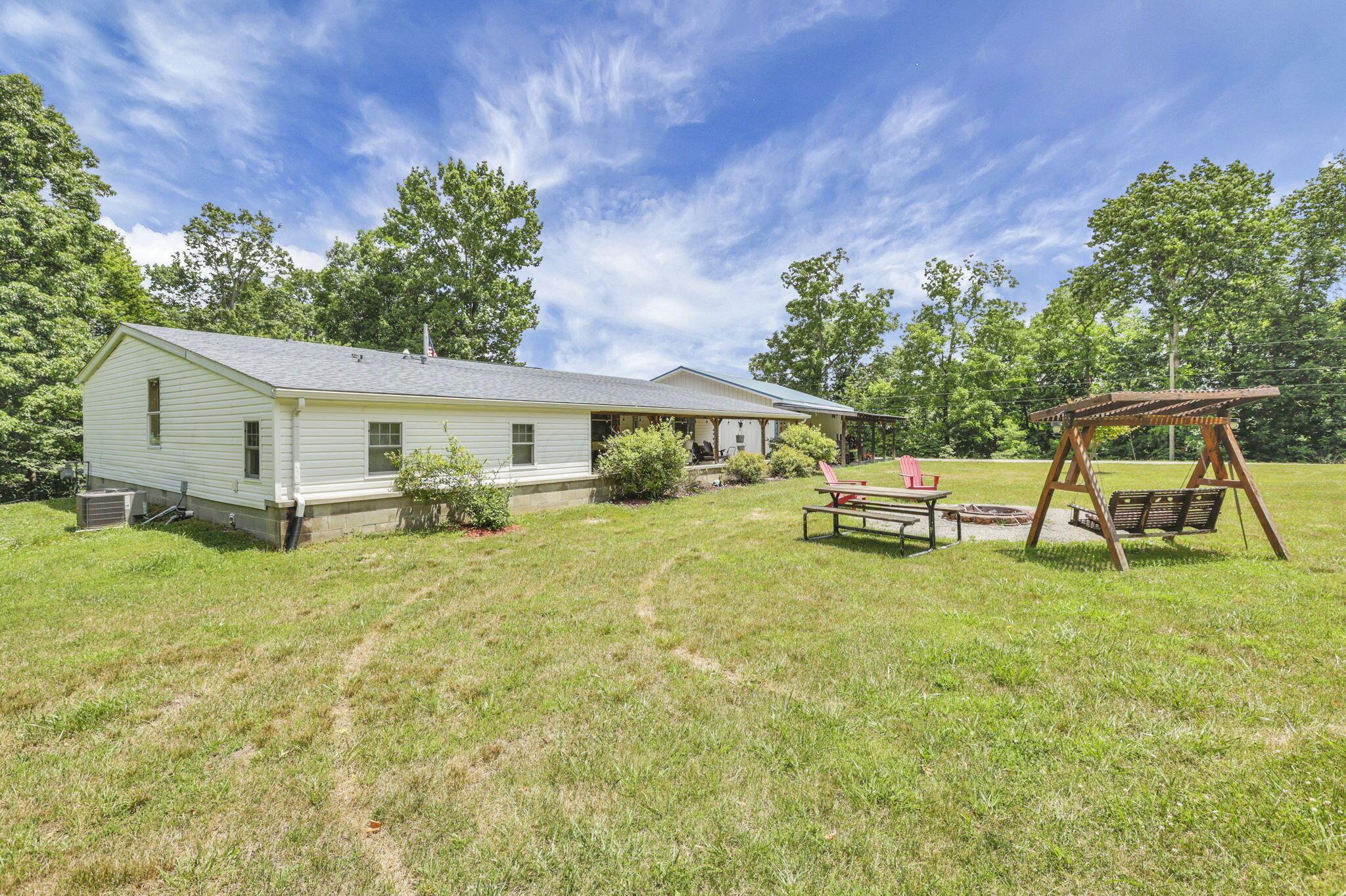 36462 Smith Chapel Road Logan, OH 43138 - Photo 8 of 43