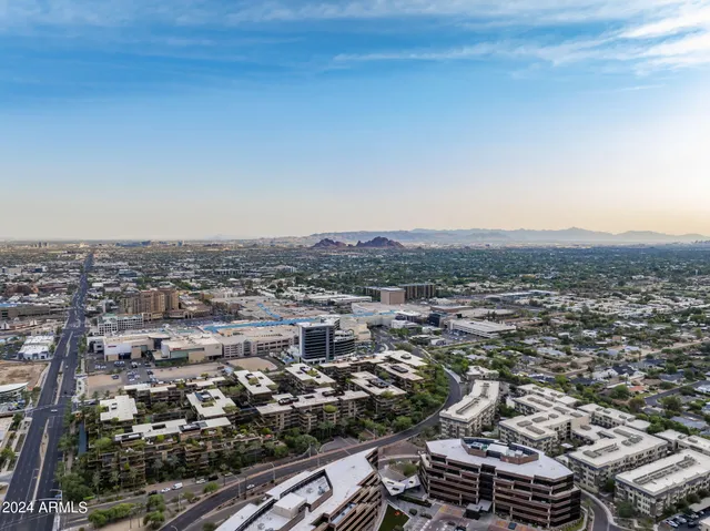 $925,000 | 5016 North Scottsdale Road, Unit 84, Paradise Valley, AZ 85253