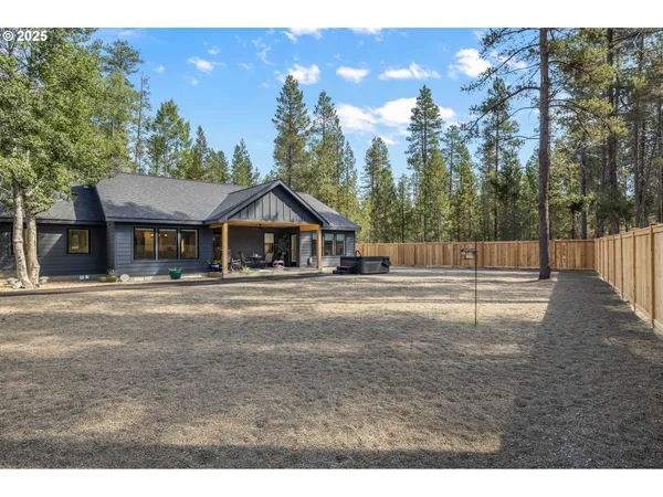 $750,000 | 15943 Cascade Lane, La Pine, OR 97739
