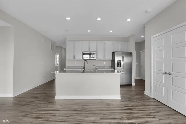 $278,995 | 5232 Foxley Pk Lane, Avon, IN 46123