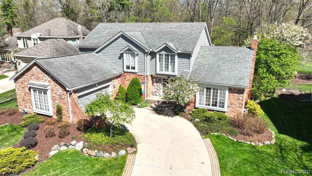1382 Springwood Lane Rochester Hills, MI 48309 - Photo 3 of 51