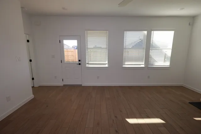 $369,900 | 690 Daniels Lake Lane, Dayton, TX 77535