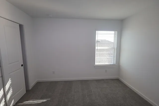 $369,900 | 690 Daniels Lake Lane, Dayton, TX 77535