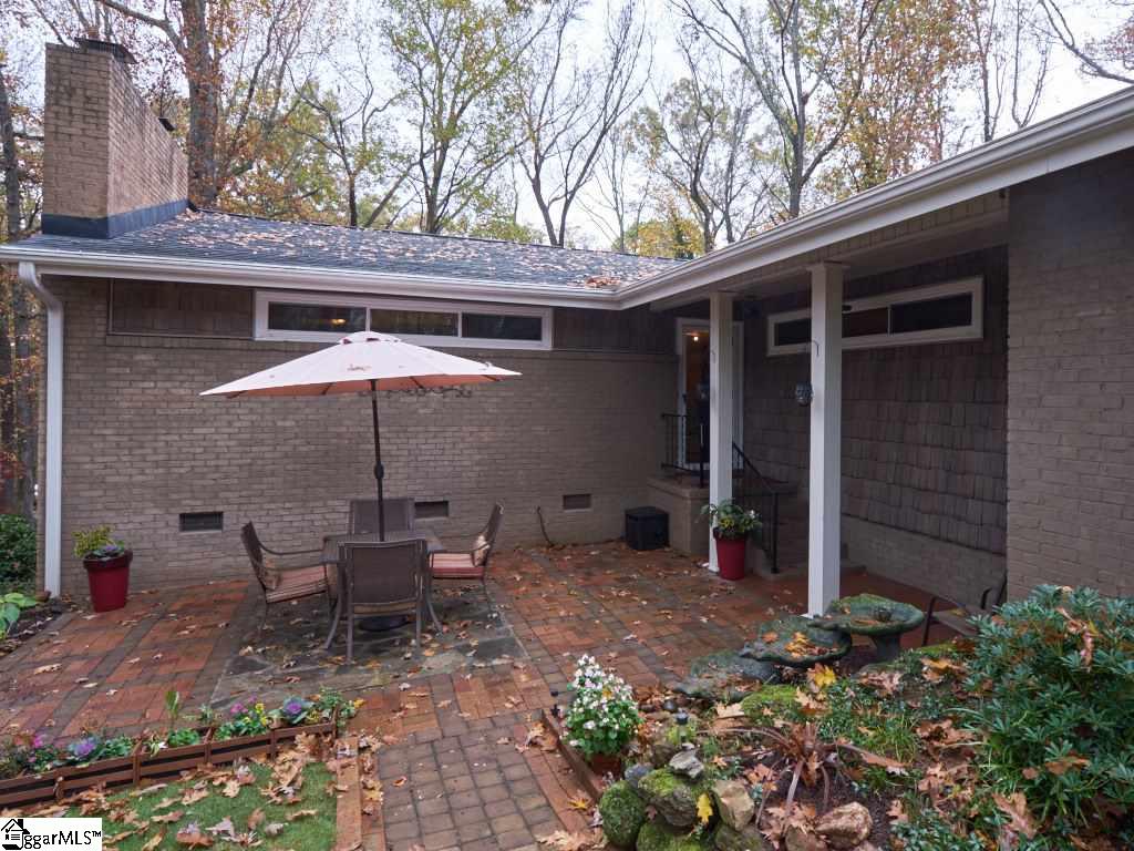 4 Rockmont Road Greenville, SC 29615 - Photo 2 of 33 Gallery Image 2
