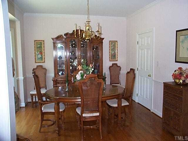 824 Reading Circle Raleigh, NC 27615 - Photo 3 of 12 Dining Room