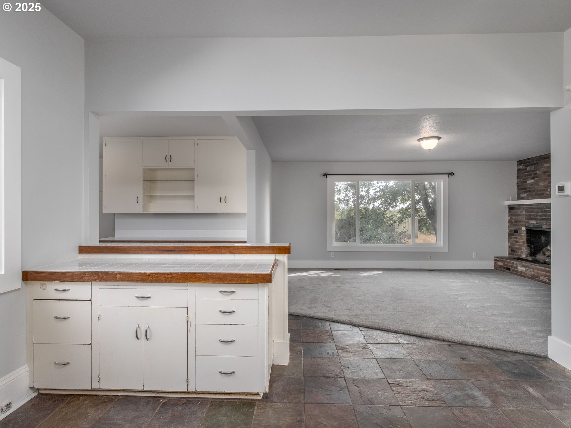 3000 Quinaby Road Northeast Salem, OR 97303 - Photo 17 of 45 Family Room