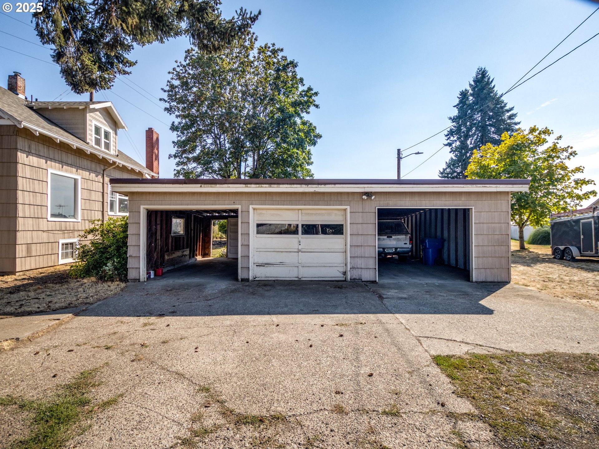 3000 Quinaby Road Northeast Salem, OR 97303 - Photo 32 of 45 Garage