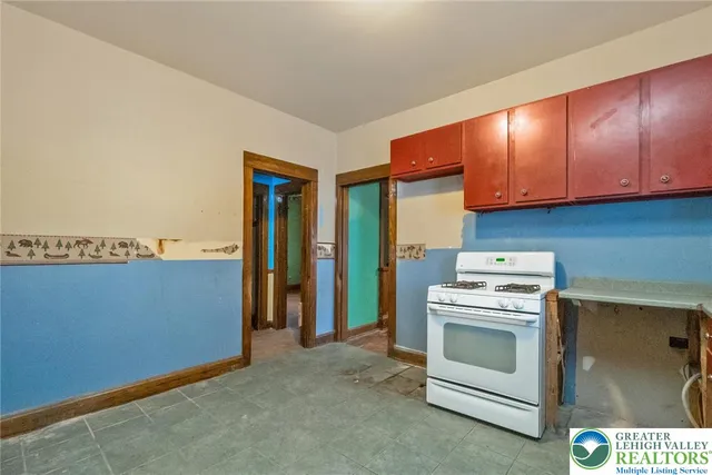 $219,500 | 446 Williams Street, Easton, PA 18042