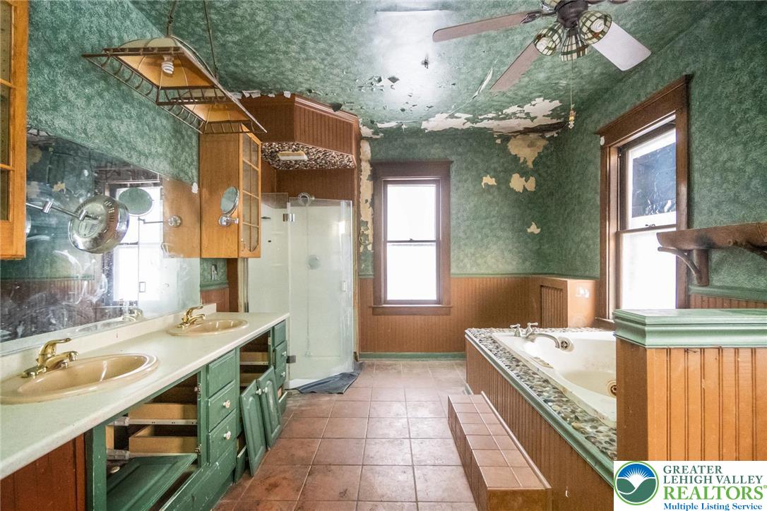 446 Williams Street Easton, PA 18042 - Photo 21 of 38